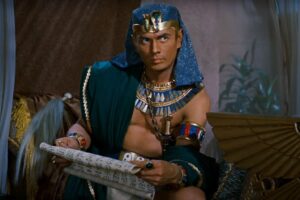 Yul Brynner dans le film Les Dix Commandements Yul Brynner dans le film Les Dix Commandements